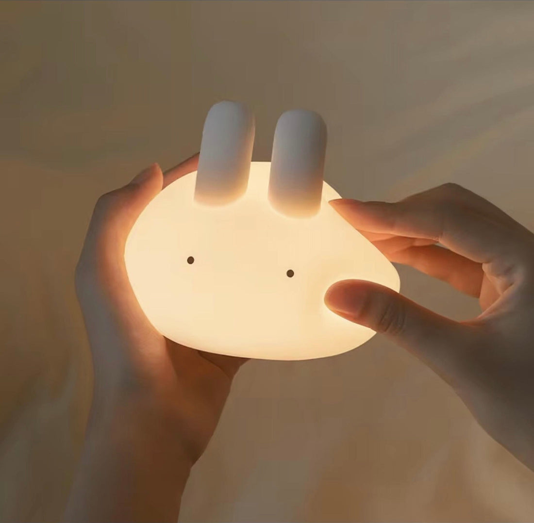 Veilleuse Lapin Kawaii en silicone non toxique | Lumière chaude et sûre Lumimi